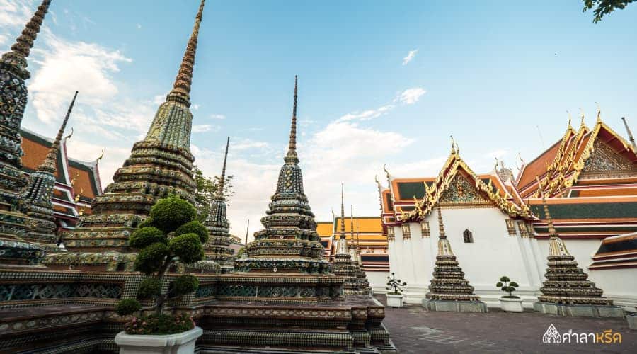 พระเจดีย์ภายในวัดโพธิ์